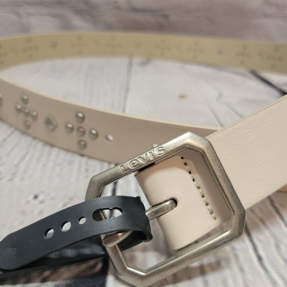 Levi's Women's Western Studded Faux-Leather Belt - Picture 2 of 6